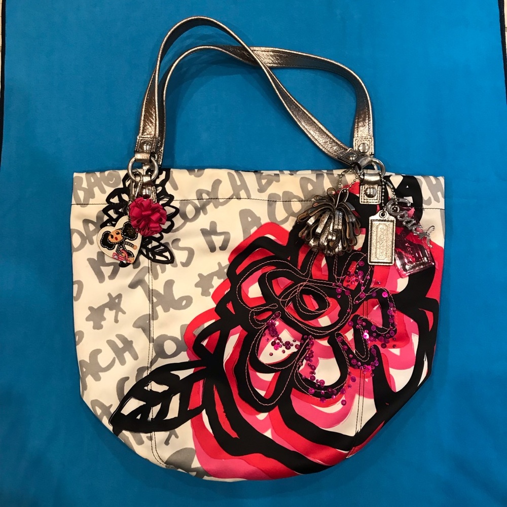 Coach Floral Poppy Tote w/ Pepper Keychain